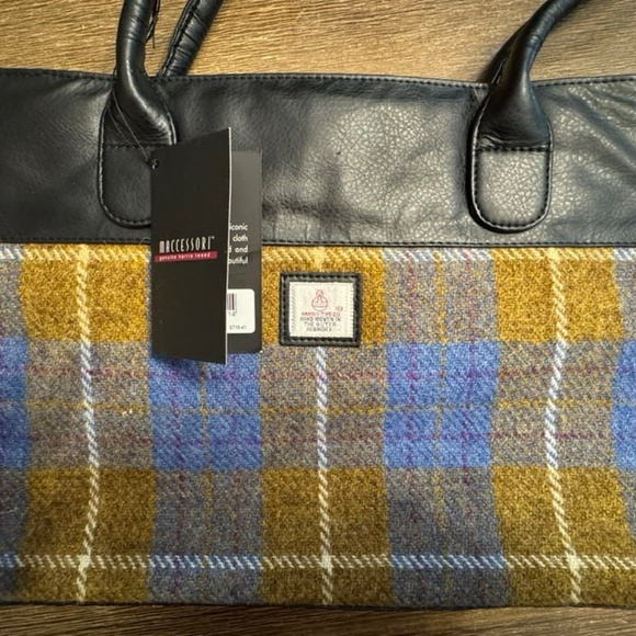 BNWT* Authentic Harris Tweed Plaid Tote - Small Defect = BIG Savings! - Picture 2 of 15